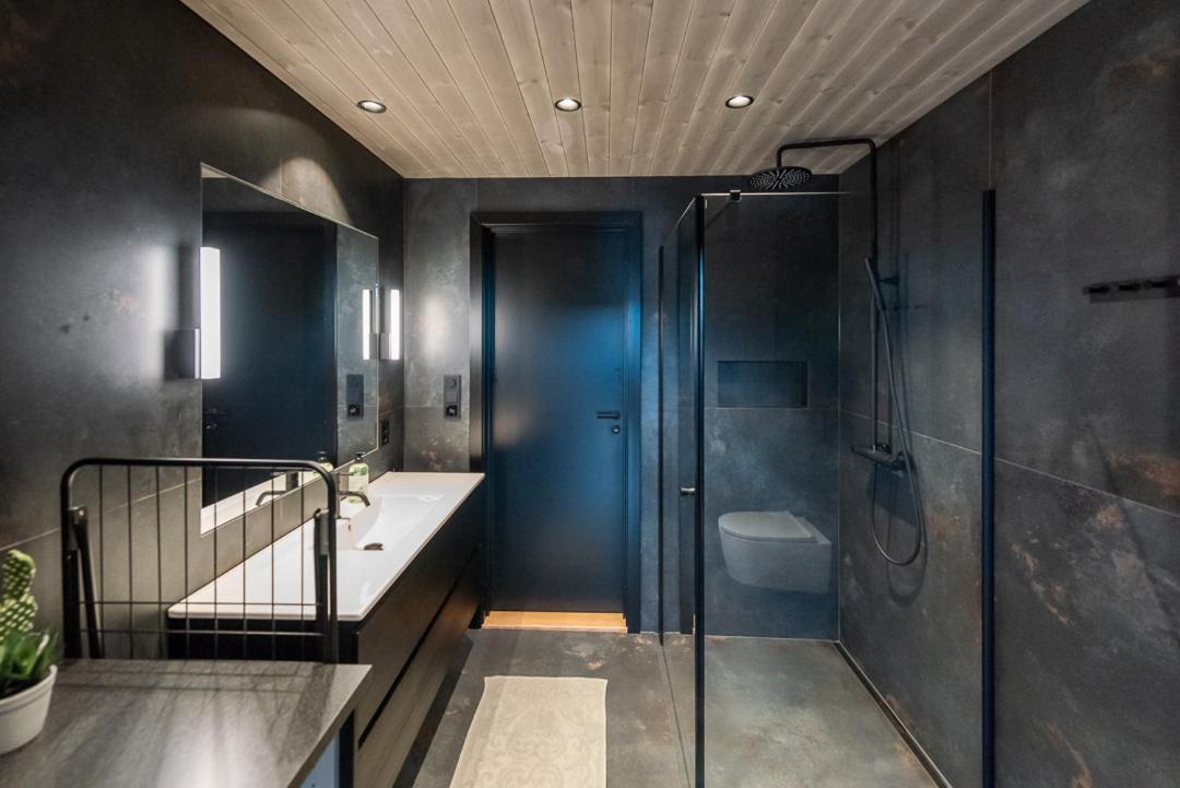 Hoda Cabin - Luxury Lodge With Jacuzzi And Sauna Lyngværet Eksteriør bilde