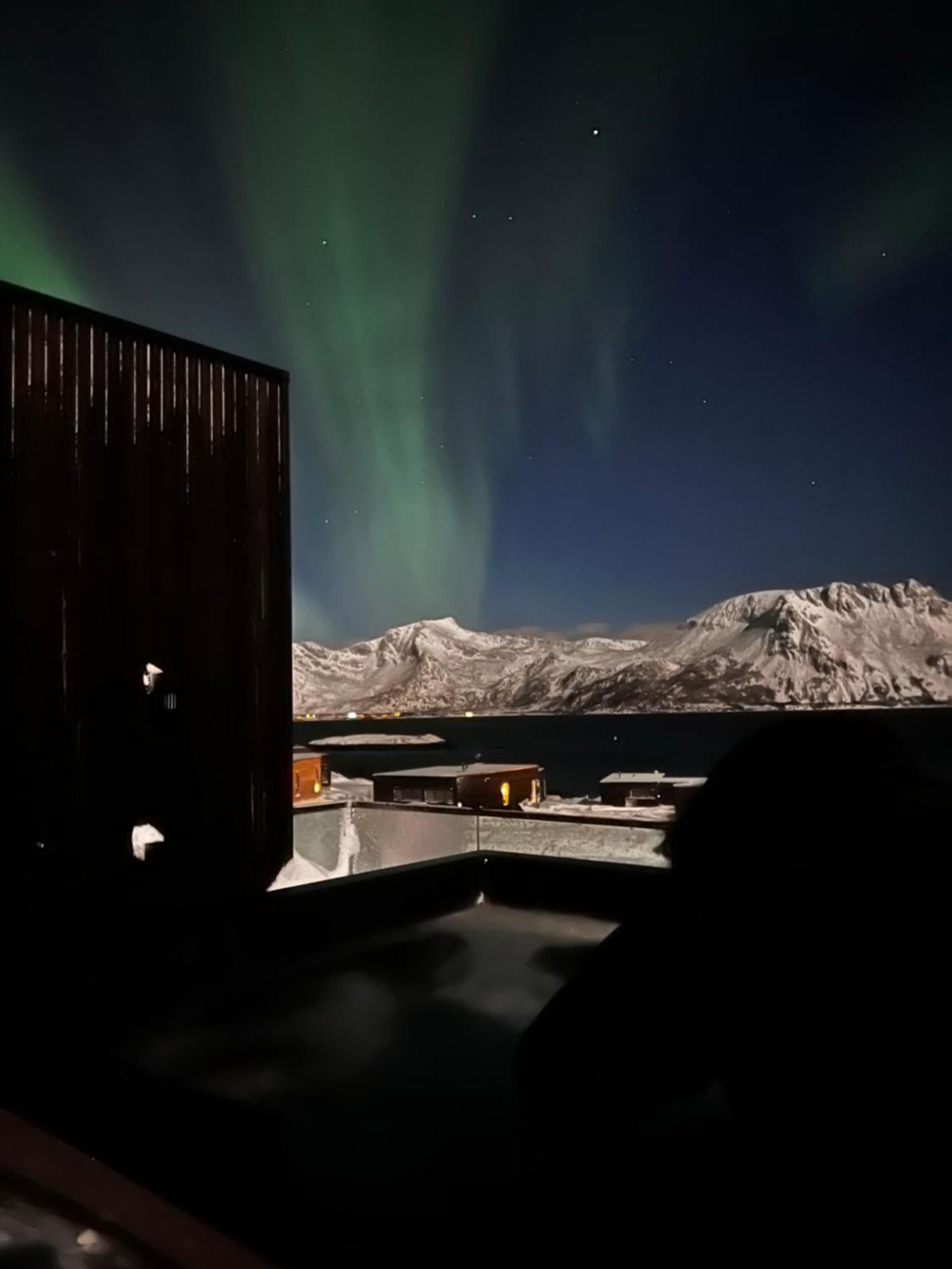 Hoda Cabin - Luxury Lodge With Jacuzzi And Sauna Lyngværet Eksteriør bilde