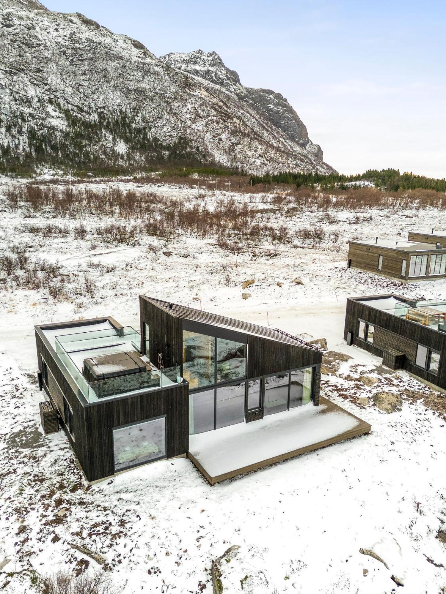Hoda Cabin - Luxury Lodge With Jacuzzi And Sauna Lyngværet Eksteriør bilde